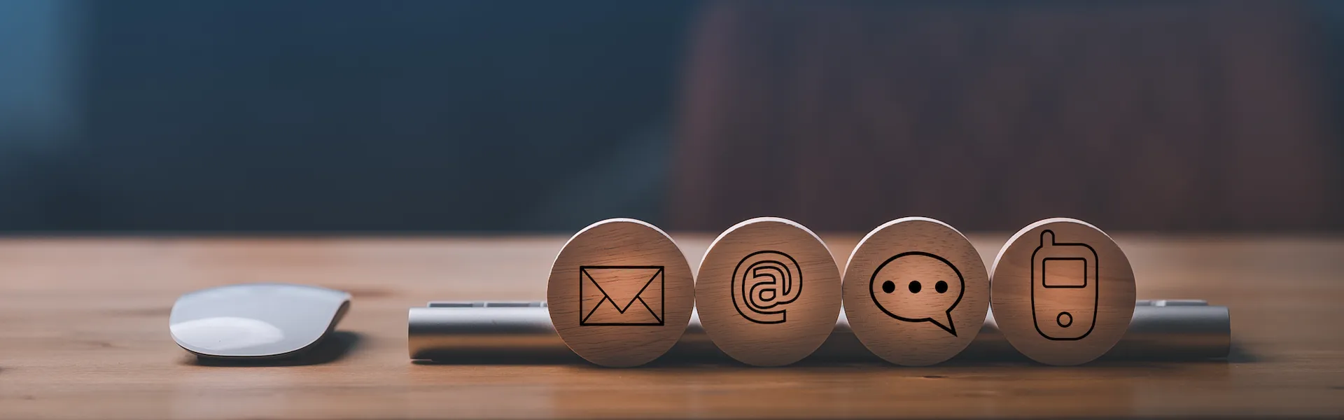 ຕິດຕໍ່ພວກເຮົາ